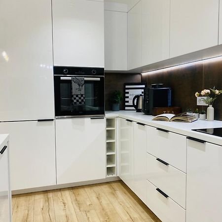 Apartament Lovely Space Жешув Экстерьер фото